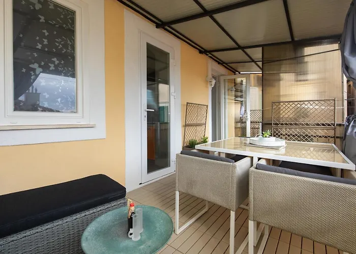 Апартаменты Zana *