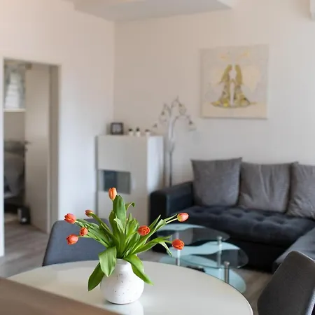 Zana Apartment