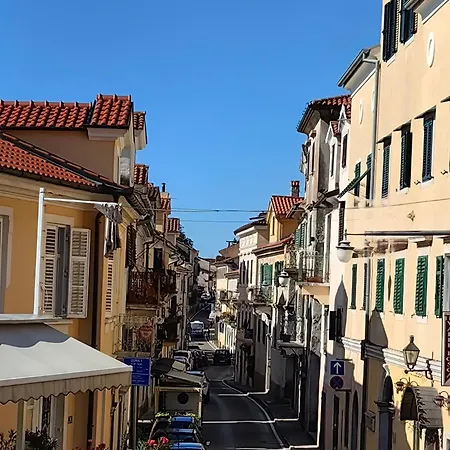 Zana Apartmán *